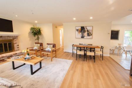 293 Siesta Way, Sonoma, California 95476, USA