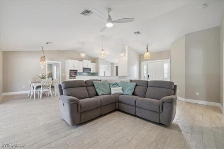 5748 Linden Lane, Bokeelia, Florida 33922, USA