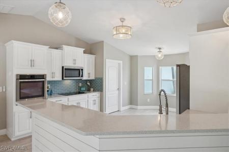 5748 Linden Lane, Bokeelia, Florida 33922, USA