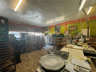 4026 Gage Avenue, BELL, Califórnia 90201, Estados Unidos