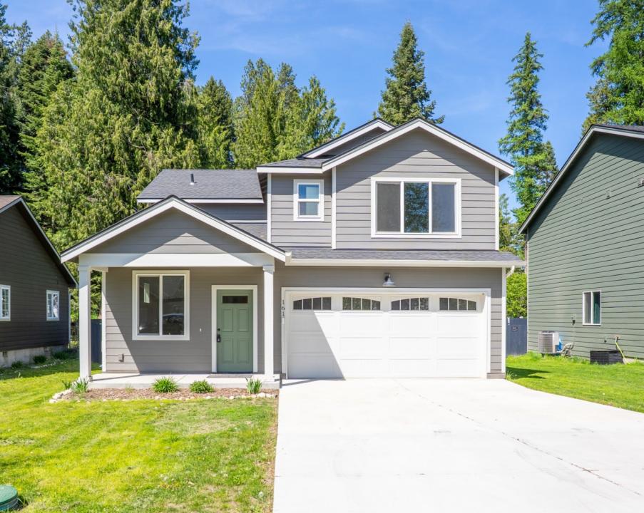 161 White Way, Priest River, Idaho 83856, HOA KỲ