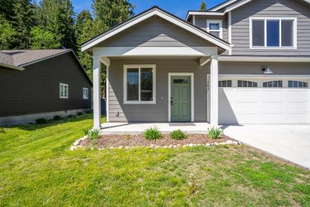 161 White Way, Priest River, Idaho 83856, HOA KỲ