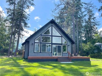 322 Fathom Street Ne, Ocean Shores, Washington 98569, USA
