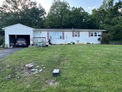 179 Granby Lane, Harrogate, Tennessee 37752, USA