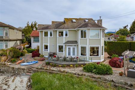 10239 FIFTH ST, Sidney, Britisch-Kolumbien V8L 2Y4, Kanada
