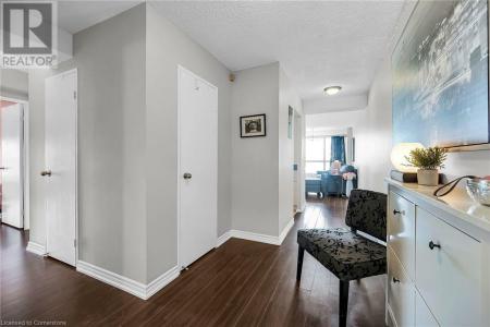 150 CHARLTON AVENUE EAST, Hamilton, Ontario L8N 3X3, Kanada
