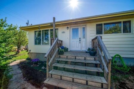 101 11 STREET, Wainwright, Alberta T9W 1G9, Canada