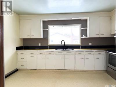 637 6TH STREET, Humboldt, Saskatchewan S0K 2A0, Canada