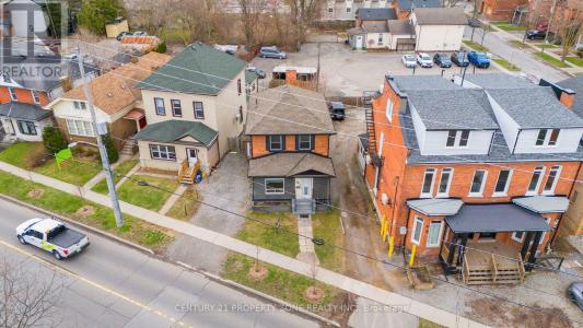 86 WELLAND AVENUE, St. Catharines (downtown), Ontario L2R 2N1, Kanada