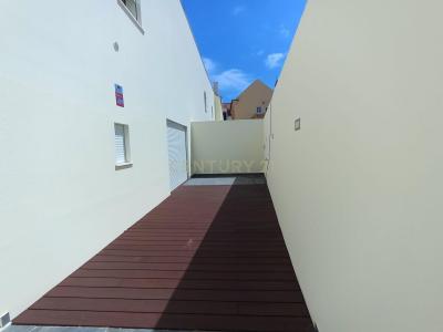 Almada, Setubal 2825-325, Portugal