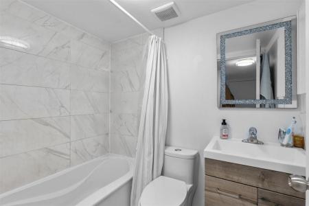 7530 Rue Rousselot, Montréal (Villeray/Saint-Michel/Parc-Extension), Quebec H2E 1Z3, Canada