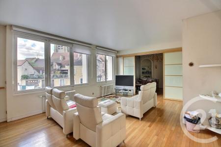 Provins, Île-de-France 77160, Francia