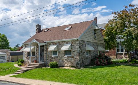 935 Grove Street, Reading, Pennsylvania 19605, USA