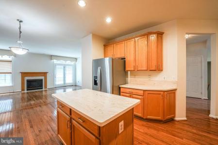 7683 Henry Knox Drive, Lorton, Virginia 22079, USA