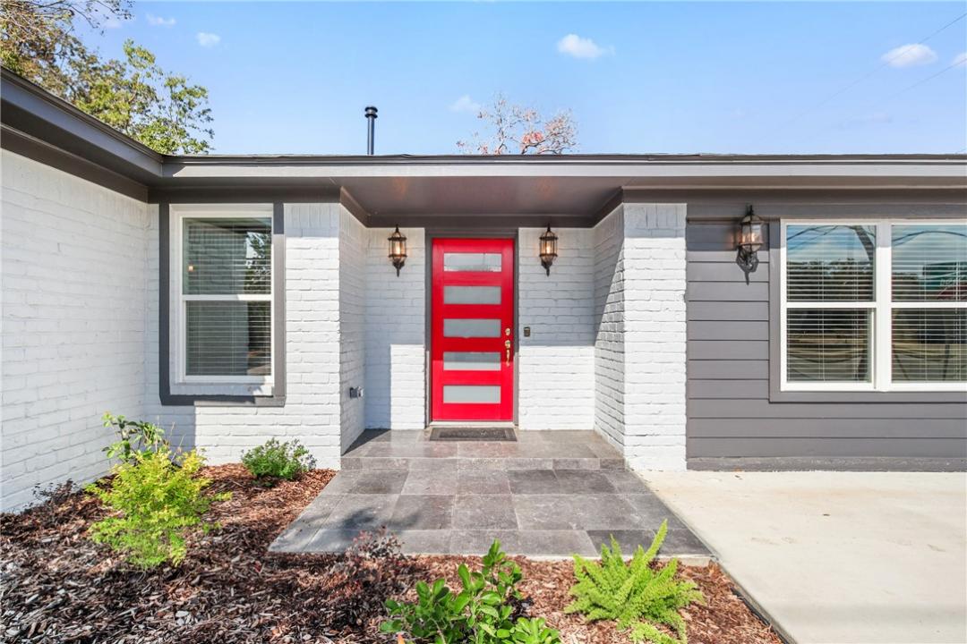 3004 Woodville Road, Bryan, Texas 77803