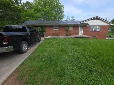 2014 Eastview Avenue, Jefferson City, Tennessee 37760, USA