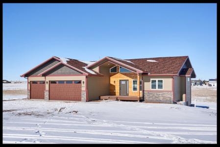 1856 Golden Lark Trl, Cheyenne, Wyoming 82009, USA