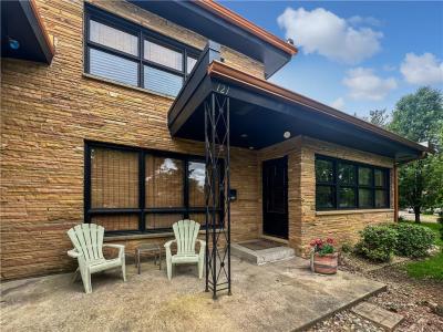 121 Charleston Ave, Mattoon, Иллинойс 61938, Соединенные Штаты