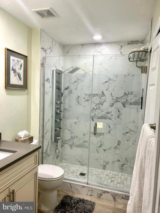 8701 Tamarron Drive, Plainsboro, Nueva Jersey 08536, Estados Unidos