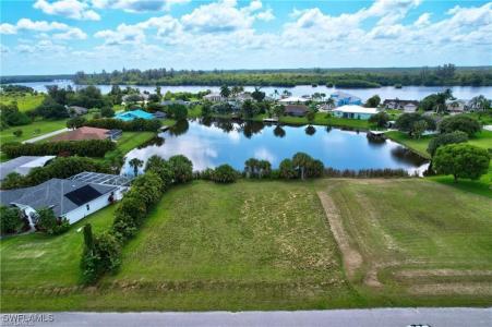 17091 Waters Edge Circle, North Fort Myers, Flórida 33917, Estados Unidos