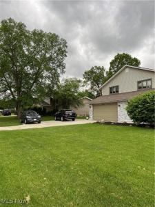 2960 Richmond Road, Beachwood, Ohio 44122