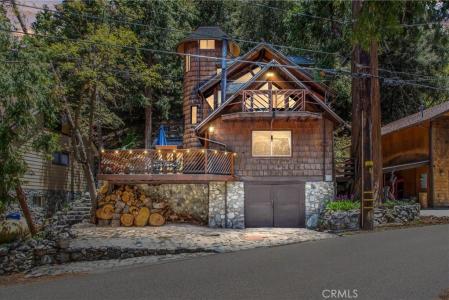 9323 Cedar Drive, Forest Falls, California 92339, Stati Uniti