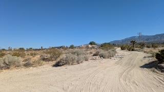 Del Rosa, Pinon Hills, Californie 92372, États-Unis