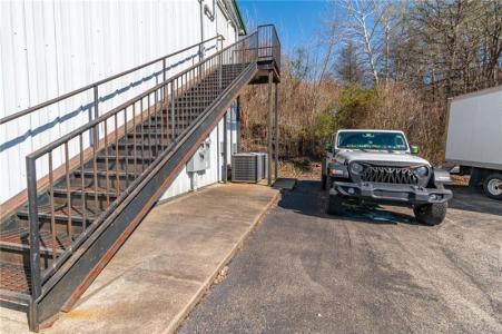 1501 Route 51  - Plaza, Clairton, Pennsylvania 15025, USA