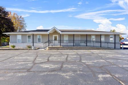 2131 Calumet Drive , BLDG, New Holstein, Wisconsin 53061, USA