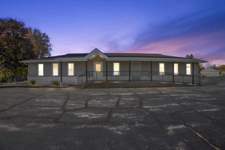 2131 Calumet Drive , BLDG, New Holstein, Wisconsin 53061, Estados Unidos