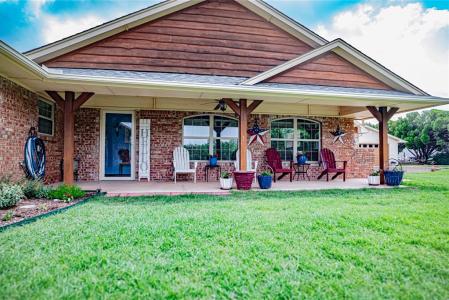 8100 N Burns Road, Edmond, Oklahoma 73025, Estados Unidos