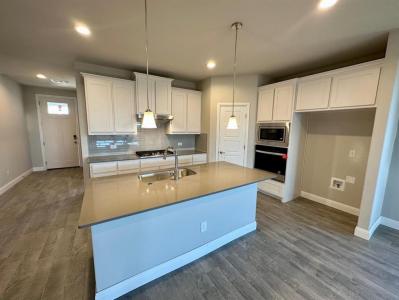 2608 STARLING ST, Denton, 得克萨斯州 76205, 美国