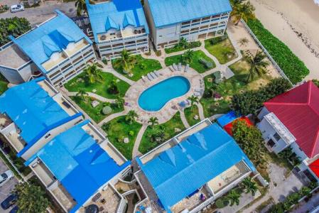 One Bedroom Palm Beach For Sale, Simpson Bay, Sint Maarten