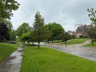 3874 Washington Boulevard, University Heights, Ohio 44118