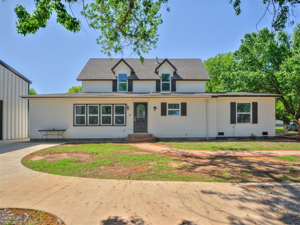 9290 N Hiwassee Road, Jones, Oklahoma 73049, USA