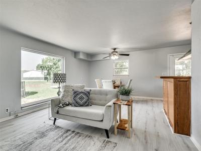 9290 N Hiwassee Road, Jones, Oklahoma 73049, USA