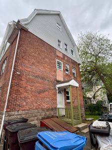 33 Wakefield Court, New Britain, Connecticut 06053, Amerika Birleşik Devletleri