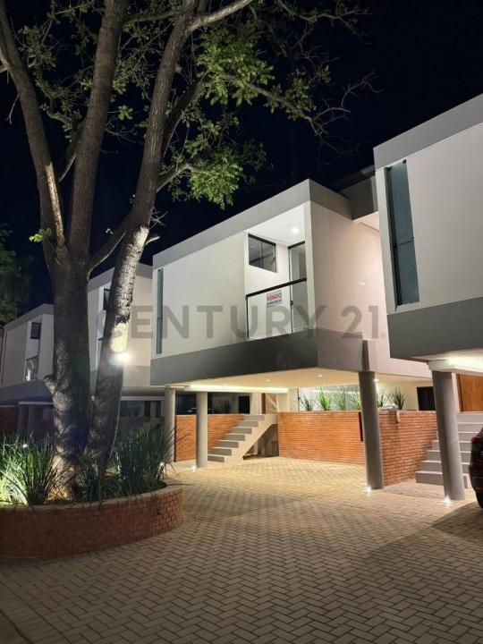 condominio villas del bosque , Luque, מרכזי 00001, פרגוואי