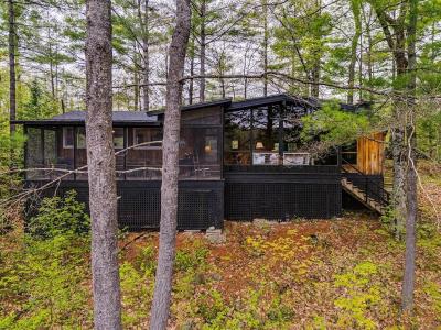 323 Ch. H.-Vipond, Val-des-Monts, Квебек J8N 5J5, Канада