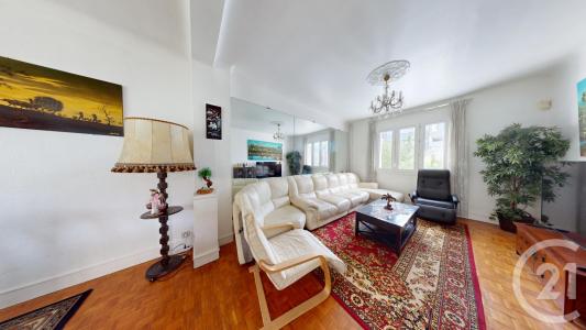 La Courneuve, Île-de-France 93120, France