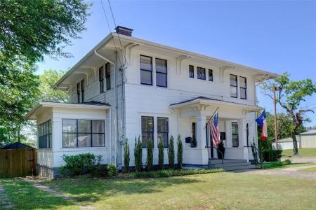 1116 N Lamar Avenue, 巴黎, 得克萨斯州 75460, 美国