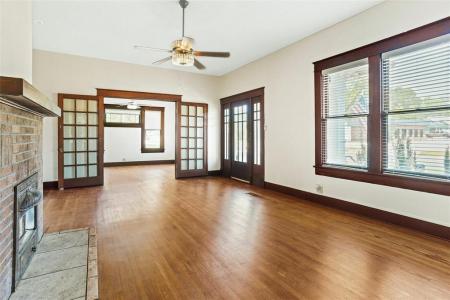 1116 N Lamar Avenue, Paris, Texas 75460, États-Unis