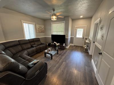 514 Broadway, Yankton, South Dakota 57078