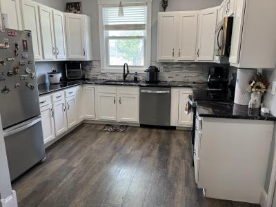 514 Broadway, Yankton, South Dakota 57078