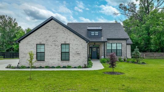 531 Chickasaw Drive, Richmond, Kentucky 40475, USA