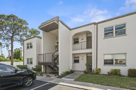 7701 Starkey Rd. #504, Seminole, Florida 33777, USA