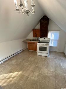 24 Simon Street, Babylon, New York 11702, Stati Uniti