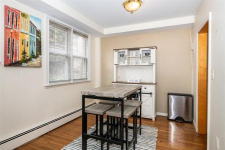 200 Centre Avenue, #1C, New Rochelle, New York 10805, USA
