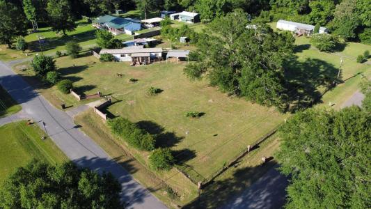 9830 Esthlyn Street, Keithville, Louisiana 71047, Estados Unidos
