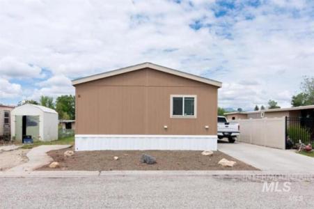 701 Monte Vista Dr #11, Emmett, Idaho 83617